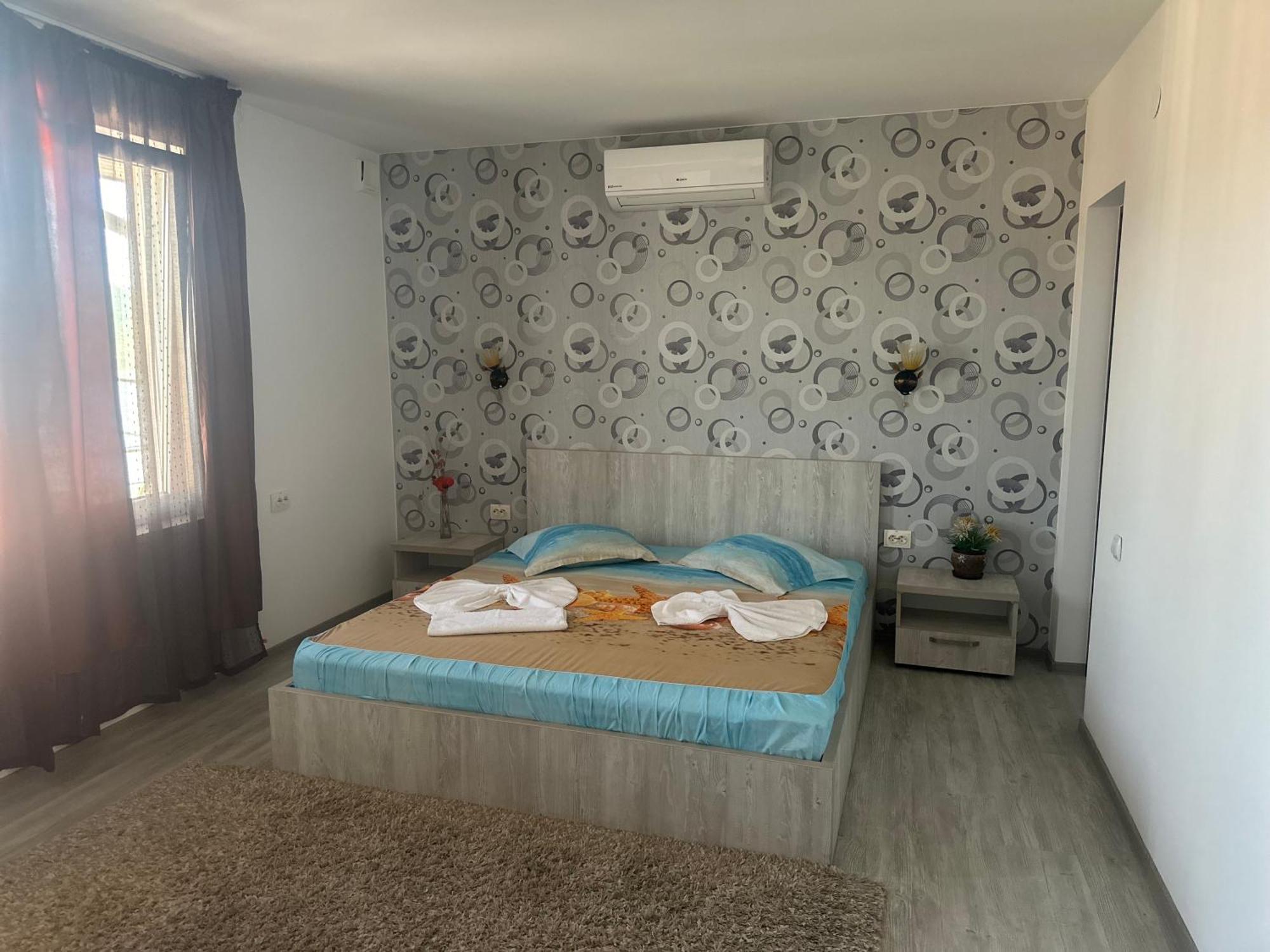 Casa Clau Hotel โอร์โชวา ภายนอก รูปภาพ